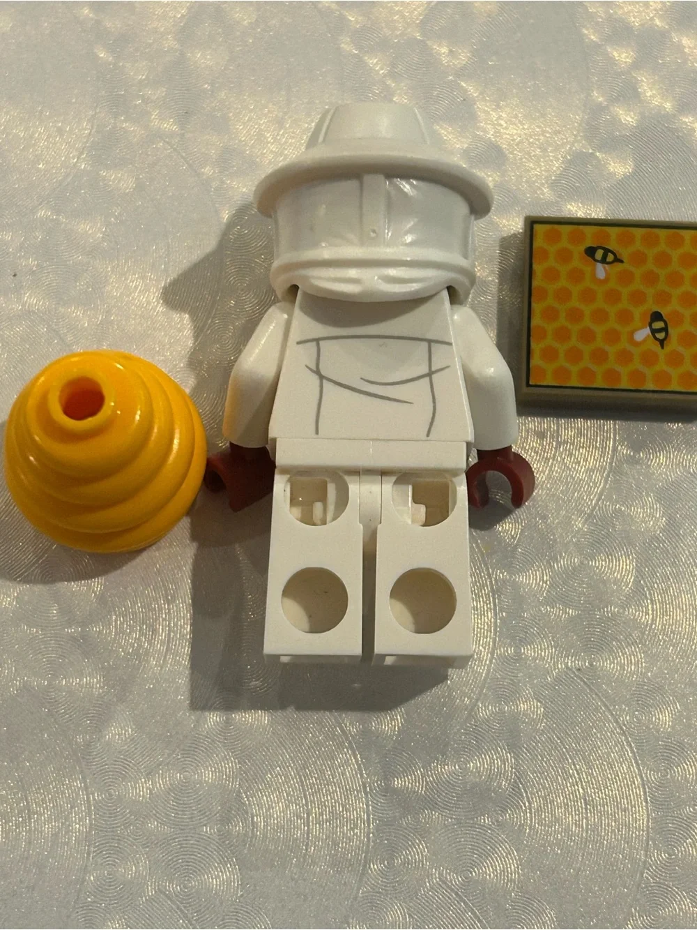 Lego honeycomb panel